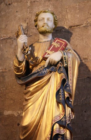 사도 성 베드로_by Ninian Comper_photo by Lawrence OP_in the Cathedral Church of St Peter and St Wilfrid in Ripon_England UK.jpg
